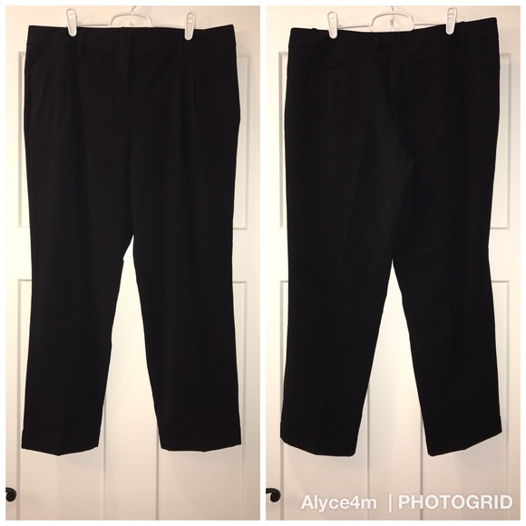🌸 NY & Co Pleated Ankle Pant 🌸 - Picture 3 of 7